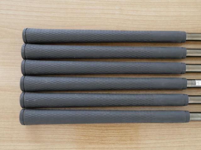 Iron set : Taylormade : ชุดเหล็ก Taylormade P770 Forged (ปี 2018 นุ่ม แน่น) มีเหล็ก 5-Pw (6 ชิ้น) ก้านเหล็ก NS Pro Modus 115 Limited Flex X