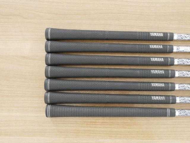 Iron set : Yamaha : ชุดเหล็ก Yamaha Inpres UD+2 (ปี 2018 ตีไกลที่สุด ไกลกว่าเหล็กทั่วไป 2 เบอร์) มีเหล็ก 7-Pw,Aw,As,Sw (7 ชิ้น) ก้านกราไฟต์ Flex R