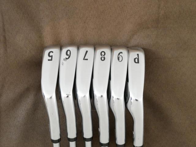Iron set : Titleist : ชุดเหล็ก Titleist AP2 714 Forged มีเหล็ก 5-Pw (6 ชิ้น) ก้านเหล็ก NS Pro 950 NEO Flex S
