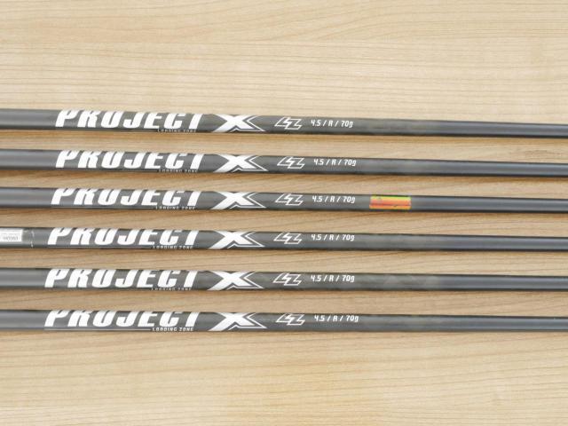 Iron set : Taylormade : ชุดเหล็ก Taylormade P790 (ตัวท้อปสุด ล่าสุด ออกปี 2025 Japan Spec.) มีเหล็ก 5-Pw (6 ชิ้น) ก้านกราไฟต์ Project X LZ 70g Flex R