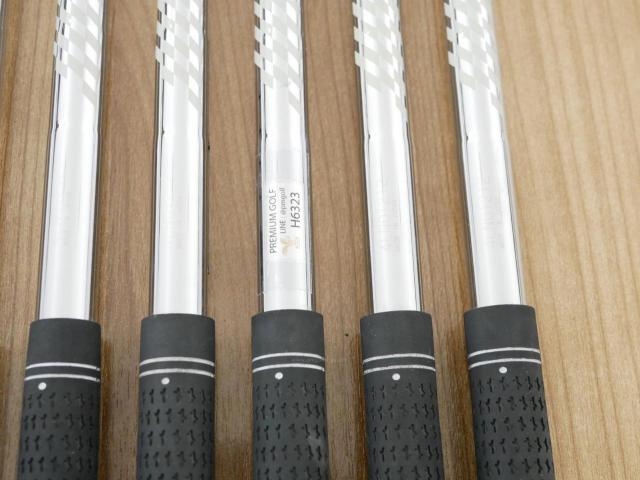 Iron set : PRGR : ชุดเหล็ก PRGR ID Nabla RS Titan Face (หน้าเด้ง ตีไกล) มีเหล็ก 5-Pw (6 ชิ้น) ก้านเหล็ก NS Pro 95 Flex S (M-43)