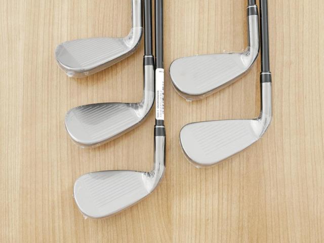 Iron set : Callaway : **ของใหม่ ยังไม่แกะพลาสติก** ชุดเหล็ก Callaway Big Bertha (ออกปี 2023 ตีง่ายที่สุดของ Callaway) มีเหล็ก 6-Pw (5 ชิ้น) ก้านกราไฟต์ Fujikura Speeder NX Flex R