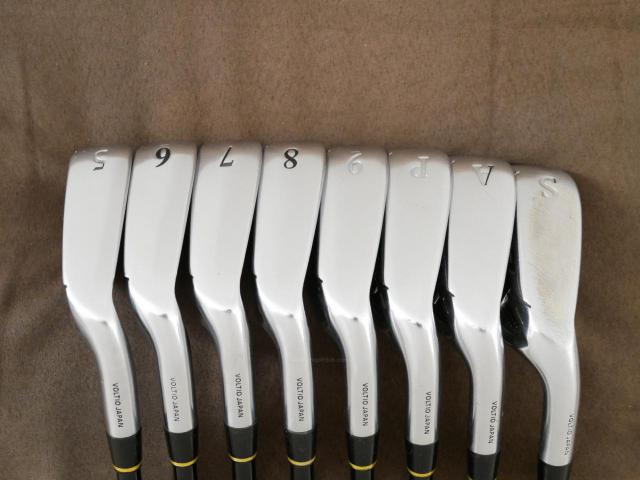 Iron set : Katana : ชุดเหล็ก Katana Voltio G (ตีง่าย ไกล) มีเหล็ก 5-Pw,Aw,Sw (8 ชิ้น) ก้านกราไฟต์ Tour AD VT-5 Flex R