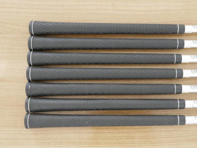 Iron set : Other Brand : ชุดเหล็ก Ryoma DSI (ตีง่ายมาก ไกลมากๆ หายากสุดๆ) มีเหล็ก 6-Pw,Aw,Sw (7 ชิ้น เหล็ก 6 ระยะเท่าเหล็ก 5 รุ่นอื่น) ก้านกราไฟต์ Tour AD Flex R