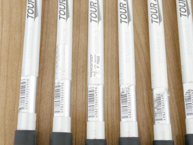 Iron set : Other Brand : ชุดเหล็ก Ryoma DSI (ตีง่ายมาก ไกลมากๆ หายากสุดๆ) มีเหล็ก 6-Pw,Aw,Sw (7 ชิ้น เหล็ก 6 ระยะเท่าเหล็ก 5 รุ่นอื่น) ก้านกราไฟต์ Tour AD Flex R