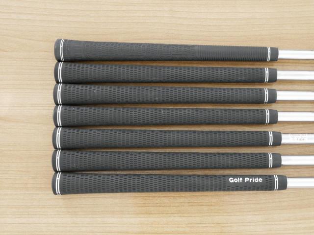 Iron set : Honma : ชุดเหล็ก Honma Tour World TW717V (Forged ปี 2015) มีเหล็ก 4-10 (7 ชิ้น) ก้านเหล็ก Dynamic Gold S200