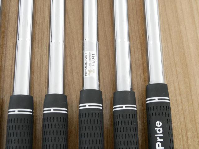 Iron set : Honma : ชุดเหล็ก Honma Tour World TW717V (Forged ปี 2015) มีเหล็ก 4-10 (7 ชิ้น) ก้านเหล็ก Dynamic Gold S200