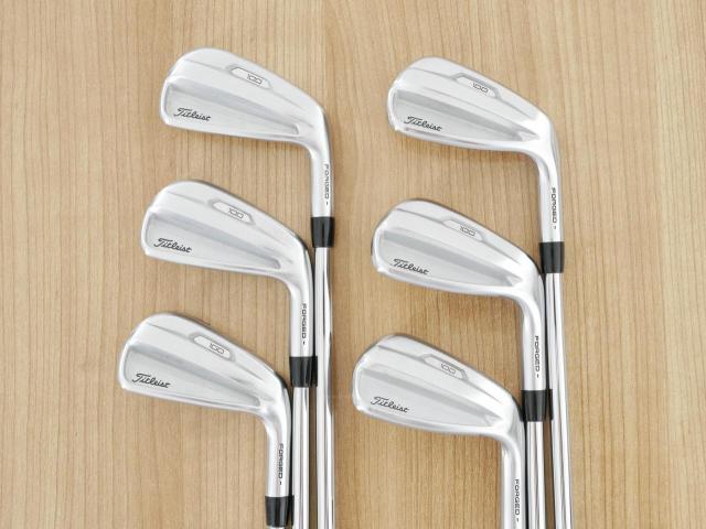 Iron set : Titleist : ชุดเหล็ก Titleist T100 Forged (รุ่นปี 2022) มีเหล็ก 5-Pw (6 ชิ้น) ก้านเหล็ก Dynamic Gold EX Weight Lock Tour Issue S200