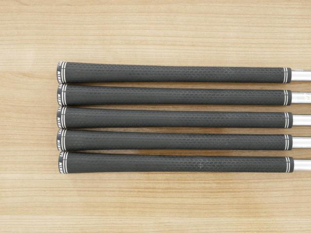 Iron set : Yamaha : ชุดเหล็ก Yamaha Inpres DriveStar (ออกปี 2023 ตีไกลที่สุด ไกลกว่าเหล็กทั่วไป 2 เบอร์ หน้าเด้งมากๆ) มีเหล็ก 7-Pw,Aw (5 ชิ้น) ก้านเหล็ก NS Pro 850 Neo Flex S