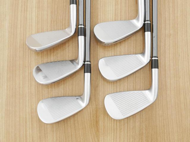 Iron set : Taylormade : ชุดเหล็ก Taylormade Gloire F2 Forged (รุ่นท๊อปสุด Japan Spec. ออกปี 2017) มีเหล็ก 6-Pw,Aw (6 ชิ้น) ก้านกราไฟต์ Flex R