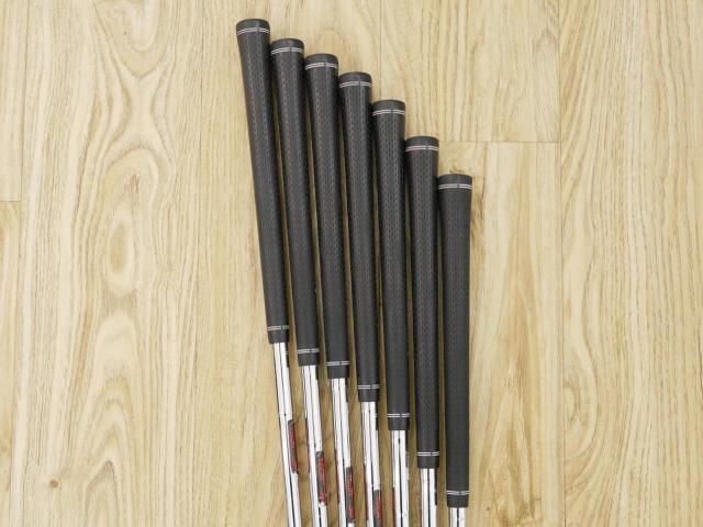 Iron set : Titleist : ชุดเหล็ก Titleist AP2 714 Forged มีเหล็ก 4-Pw (7 ชิ้น) ก้านเหล็ก KBS Tour Flex R