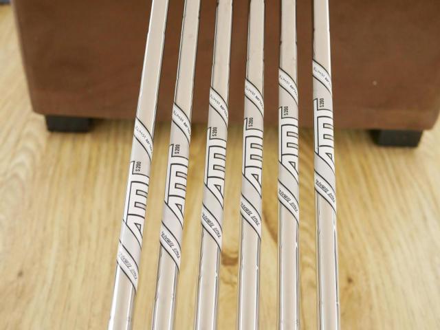 Iron set : Titleist : ชุดเหล็ก Titleist 620CB Forged (ออกปี 2020) มีเหล็ก 5-Pw (6 ชิ้น) ก้านเหล็ก AMT Tour White S200