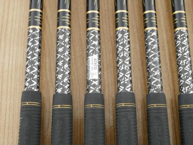 Iron set : Honma : ชุดเหล็ก Honma Beres Black Forged (ออกปี 2022 สวยมากๆ) มีเหล็ก 6-11,Aw (7 ชิ้น เทียบเท่า 5-Pw,Aw) ก้าน ARMRQ MX Flex SR