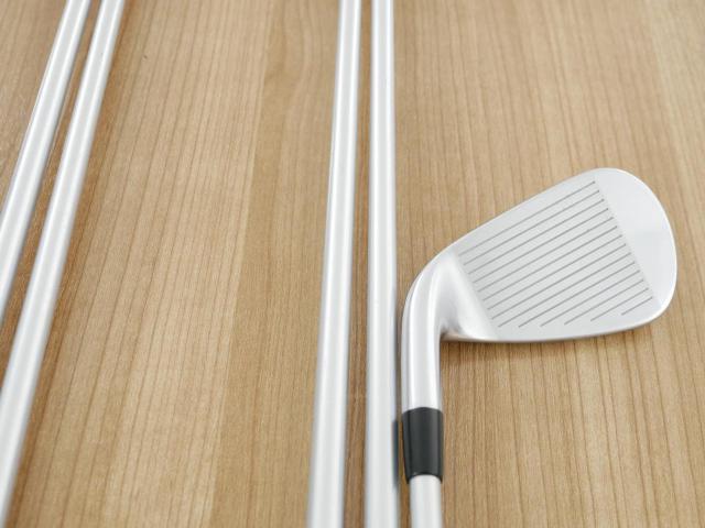 Iron set : Titleist : ชุดเหล็ก Titleist VG3 Type D Forged (ปี 2017 Japan Spec. ตีง่ายและไกลที่สุดของ Titleist) มีเหล็ก 6-Pw (5 ชิ้น) ก้านกราไฟต์ Mitsubishi VGI Flex R