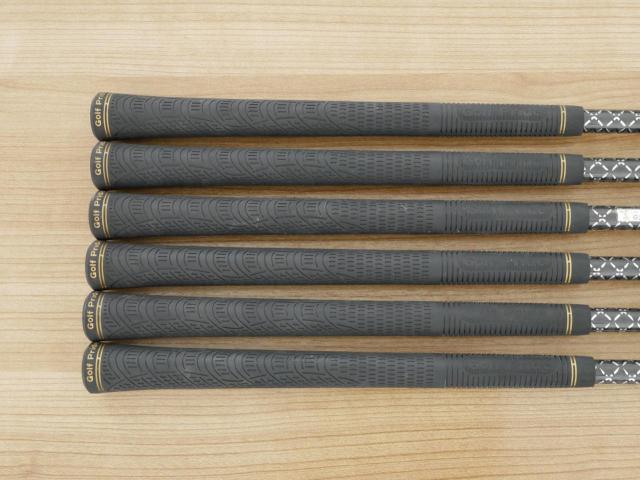 Iron set : Honma : ชุดเหล็ก Honma Beres 09 Forged Black (รุ่นล่าสุด ออกปี 2024 สวยมากๆ) มีเหล็ก 6-11 (6 ชิ้น เทียบเท่า 6-Pw) ก้าน ARMRQ FX Light Flex R