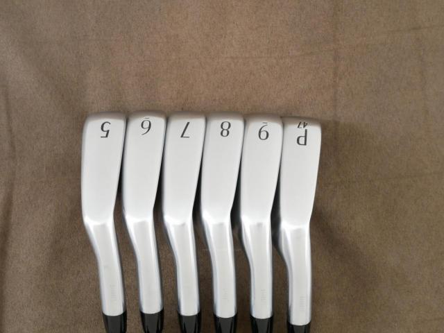 Iron set : Titleist : ชุดเหล็ก Titleist T250 Forged Launch Spec (รุ่นล่าสุด ออกปี 2025 Japan Spec) มีเหล็ก 5-Pw (6 ชิ้น) ก้านกราไฟต์ Mitsubishi MMT 65 Flex R