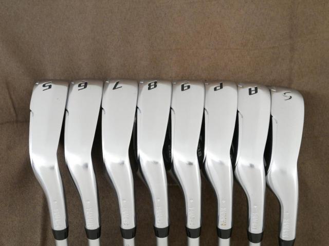 Iron set : Yamaha : ชุดเหล็ก Yamaha RMX 218 (ปี 2019 หน้าเด้ง ตีไกลมาก) มีเหล็ก 5-Pw,Aw,Sw (8 ชิ้น) ก้านกราไฟต์ Mitsubishi FUBUKI AI II 50 Flex SR