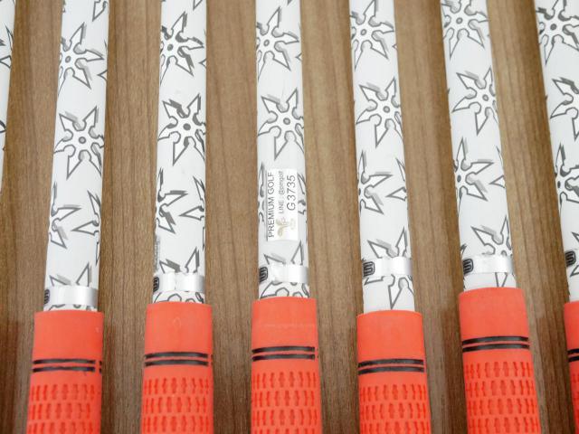 Iron set : Yamaha : ชุดเหล็ก Yamaha RMX 218 (ปี 2019 หน้าเด้ง ตีไกลมาก) มีเหล็ก 5-Pw,Aw,Sw (8 ชิ้น) ก้านกราไฟต์ Mitsubishi FUBUKI AI II 50 Flex SR