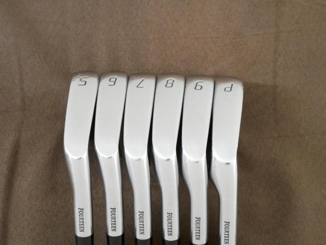 Iron set : Fourteen : ชุดเหล็ก Fourteen FH900 Forged (ปี 2019 นุ่มมากๆ) มีเหล็ก 5-Pw (6 ชิ้น) ก้านกราไฟต์ Flex S