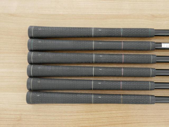 Iron set : PRGR : ชุดเหล็กกระเทย PRGR New Egg Iron (รุ่นปี 2017 ตีง่ายและไกลมาก) มีเหล็ก 7-Pw,Aw,As (6 ชิ้น) ก้านกราไฟต์ Flex R (M-37)