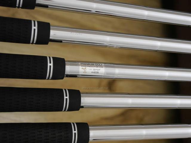 Iron set : Titleist : ชุดเหล็ก Titleist AP2 714 Forged มีเหล็ก 5-Pw (6 ชิ้น) ก้านเหล็ก Dynamic Gold S200