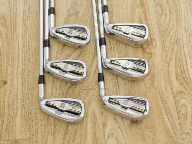 Iron set : Bridgestone : Bridgestone JGR Hybrid Forged (ตีไกลกว่าตัวอื่น 2 เบอร์) มีเหล็ก 6-P1,P2 (6 ชิ้น) ก้านเหล็ก NS Pro Zelos 8 Flex R