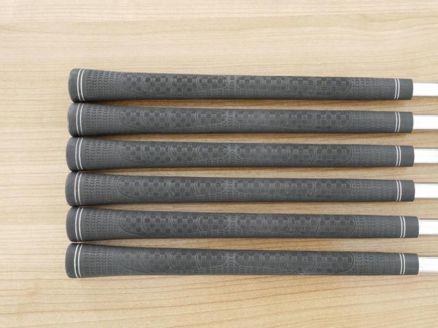 Iron set : Honma : ชุดเหล็ก Honma Tour World GS (ออกปี 2021 ใบใหญ่ ตีง่าย ไกล) มีเหล็ก 6-11 (6 ชิ้น) ก้านเหล็ก NS Pro Zelos Flex S