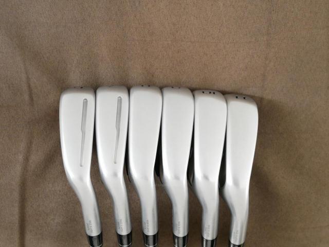 Iron set : Honma : ชุดเหล็ก Honma Tour World GS (ออกปี 2021 ใบใหญ่ ตีง่าย ไกล) มีเหล็ก 6-11 (6 ชิ้น) ก้านเหล็ก NS Pro Zelos Flex S