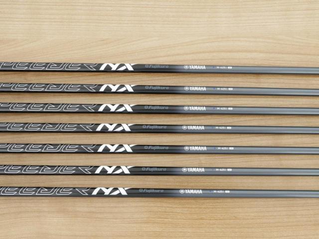 Iron set : Yamaha : ชุดเหล็ก Yamaha Inpres DriveStar Type D (รุ่นล่าสุด ออกปี 2024 ตีไกลที่สุด ไกลกว่าเหล็กทั่วไป 2 เบอร์ หน้าเด้งมากๆ) มีเหล็ก 7-Pw,Aw,As,Sw (7 ชิ้น) ก้านกราไฟต์ Fujikura Speeder NX M-425i Flex SR