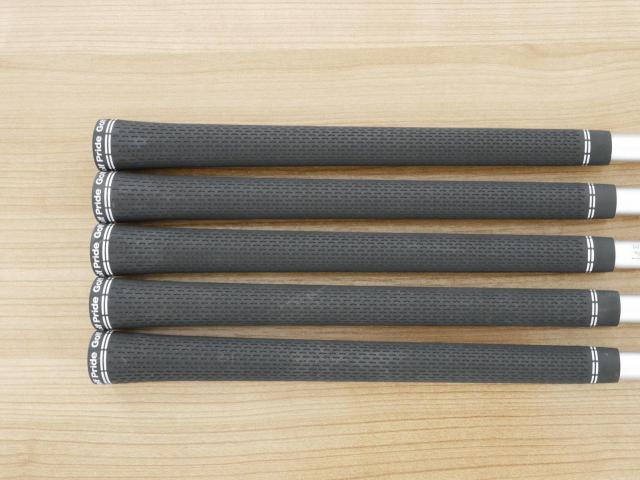 Iron set : Ping : ชุดเหล็ก Ping i240 (รุ่นล่าสุด ออกปี 2025) มีเหล็ก 6-Pw (5 ชิ้น) ก้านกราไฟต์ Ping ALTA J CB Flex S