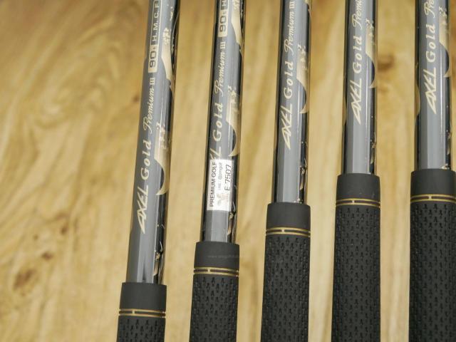 Iron set : Tsuruya : ชุดเหล็ก Tsuruya AXEL Gold Premium III (ออกปี 2019 ของใหม่ 6 หมื่นกว่าบาท หน้าเด้งสุดๆ ไกลสุดๆๆ) มีเหล็ก 7-Pw,Aw,As,Sw (7 ชิ้น) ก้านกราไฟต์ Flex R