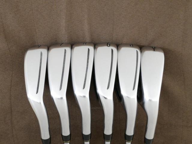 Iron set : Taylormade : ชุดเหล็ก Taylormade Gloire G (รุ่นท๊อปสุด ตีไกลมากๆ เหล็ก 7 Loft 26.5 หน้าเด้ง) มีเหล็ก 6-Pw,Aw (6 ชิ้น) ก้านเหล็ก NS Pro 830 Flex R