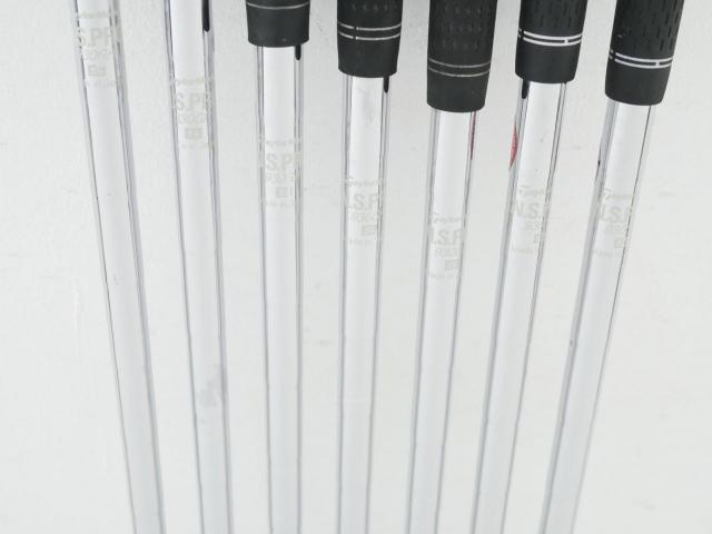 Iron set : Taylormade : ชุดเหล็ก Taylormade Gloire F2 Forged (รุ่นท๊อปสุด Japan Spec. ออกปี 2017) มีเหล็ก 6-Pw,Aw,Sw (7 ชิ้น) ก้านเหล็ก NS Pro 930 Flex S