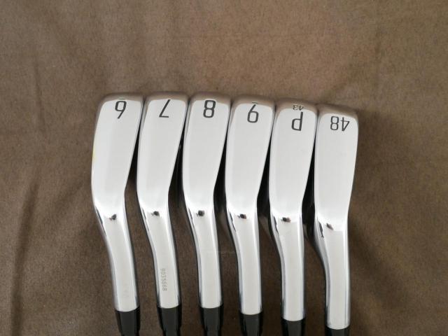 Iron set : Titleist : ชุดเหล็ก Titleist T350 Forged (ออกปี 2023) มีเหล็ก 6-Pw,48 (6 ชิ้น) ก้านกราไฟต์ Mitsubishi TENSEI AM2 Flex S