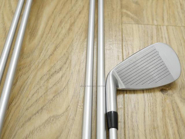 Iron set : Bridgestone : Bridgestone JGR Hybrid Forged Iron มีเหล็ก 7-P1,P2 (5 ชิ้น เหล็ก 7 ตีไกลเกินเหล็ก 6 รุ่นอื่น) ก้านกราไฟต์ Fujikura Air Speeder (R)