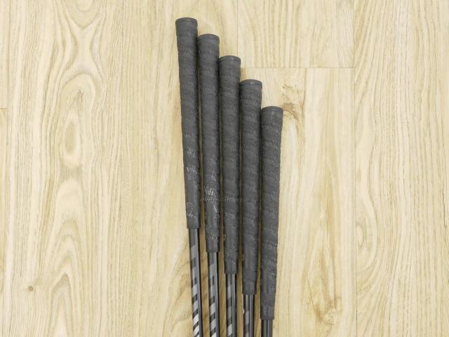 Iron set : PRGR : ชุดเหล็ก PRGR Red 505 (ใบใหญ่ หน้า Maraging ใส เด้ง) มีเหล็ก 6-Pw (5 ชิ้น) ก้านกราไฟต์ M-40 Flex SR