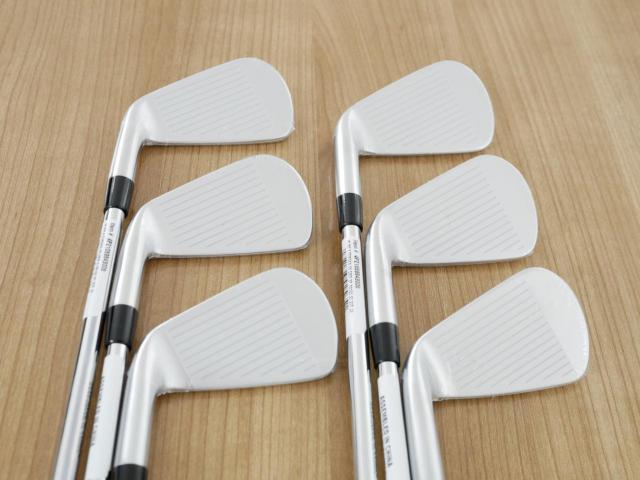 Iron set : Callaway : **ของใหม่ ยังไม่แกะพลาสติก** ชุดเหล็ก Callaway X Forged (รุ่นล่าสุด ออกปี 2026 นุ่ม แน่น หล่อมาก) มีเหล็ก 5-Pw (6 ชิ้น) ก้านเหล็ก NS Pro MODUS 105 Flex S