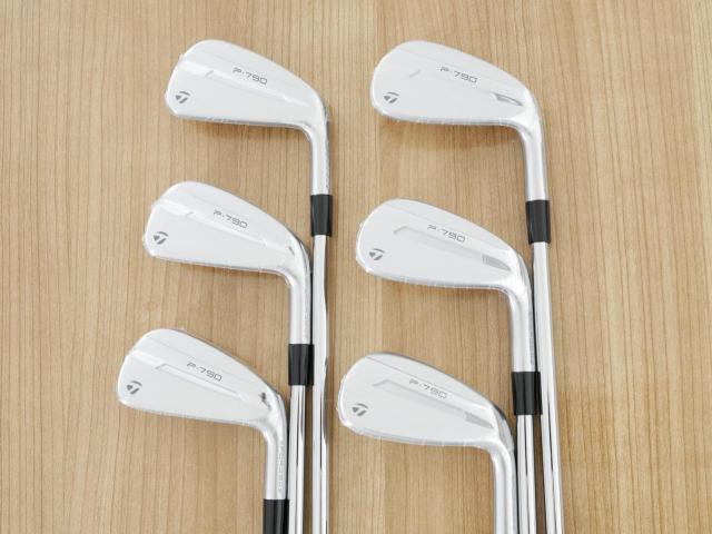 Iron set : Taylormade : **ของใหม่ ยังไม่แกะพลาสติก** ชุดเหล็ก Taylormade P790 (ตัวท้อปสุด ล่าสุด ออกปี 2025 Japan Spec.) มีเหล็ก 5-Pw (6 ชิ้น) ก้านเหล็ก NS Pro Modus 105 Flex S