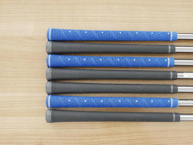 Iron set : Taylormade : ชุดเหล็ก Taylormade Gloire Forged (รุ่นท๊อปสุด Japan Spec.) มีเหล็ก 5-Pw,Aw (7 ชิ้น) ก้านกราไฟต์ Flex R