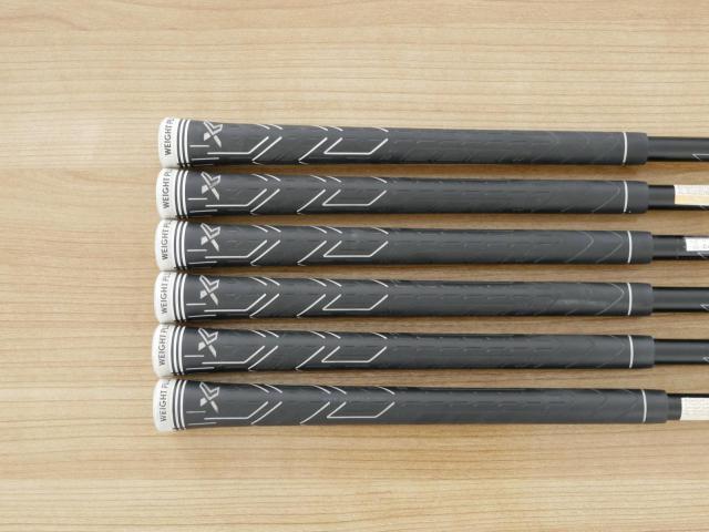 Iron set : XXIO : ชุดเหล็ก XXIO X Forged (รุ่นปี 2021) มีเหล็ก 6-Pw,Sw (6 ชิ้น) ก้านกราไฟต์ Miyazaki AX-1 Flex SR