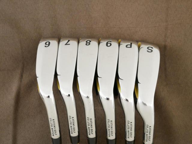 Iron set : Katana : ชุดเหล็ก Katana Sword Sniper 589 (หน้าเด้ง) มีเหล็ก 6-Pw,Sw (6 ชิ้น) ก้านกราไฟต์ Speeder 589 Flex SR