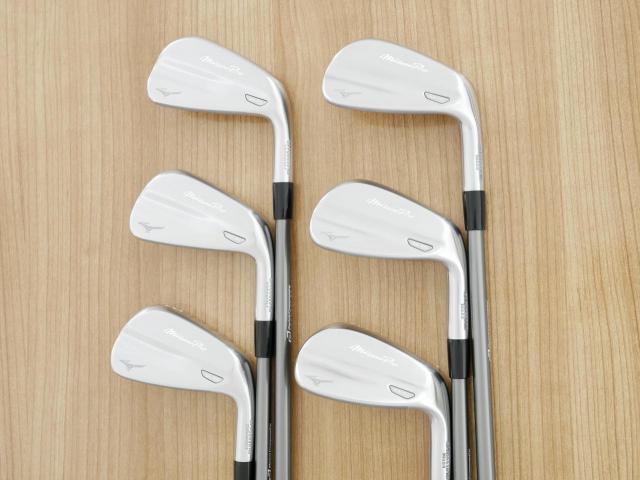 Iron set : Mizuno : ชุดเหล็ก Mizuno Pro M-15 Forged (รุ่นล่าสุด ออกปี 2025 หล่อ นุ่ม ระยะดี) มีเหล็ก 6-Pw,Aw (6 ชิ้น) ก้านกราไฟต์ Fujikura MCI 100 Flex S