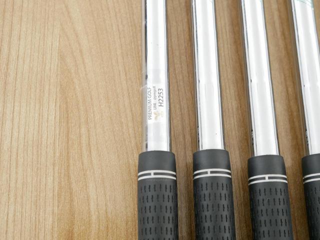 Iron set : Ping : ชุดเหล็ก Ping G700 (ปี 2019 Japan Spec. ใบใหญ่ ง่ายที่สุด ไกลที่สุดของ Ping) มีเหล็ก 8-Pw,Aw,Sw (5 ชิ้น) ก้านเหล็ก NS Pro 950 NEO Flex R