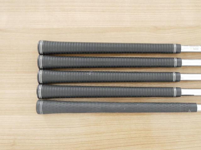 Iron set : Ping : ชุดเหล็ก Ping G700 (ปี 2019 Japan Spec. ใบใหญ่ ง่ายที่สุด ไกลที่สุดของ Ping) มีเหล็ก 8-Pw,Aw,Sw (5 ชิ้น) ก้านเหล็ก NS Pro 950 NEO Flex R