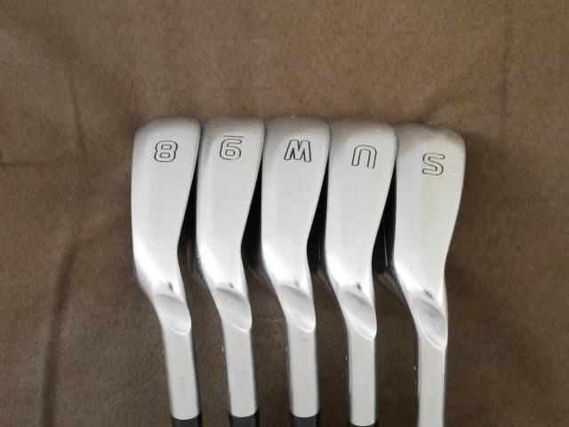 Iron set : Ping : ชุดเหล็ก Ping G700 (ปี 2019 Japan Spec. ใบใหญ่ ง่ายที่สุด ไกลที่สุดของ Ping) มีเหล็ก 8-Pw,Aw,Sw (5 ชิ้น) ก้านเหล็ก NS Pro 950 NEO Flex R