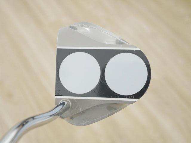 Putter : All : **ของใหม่ ยังไม่แกะพลาสติก** พัตเตอร์ Odyssey Microhinge 2-Ball V-Line (รุ่นล่าสุด ปี 2025) ยาว 34 นิ้ว