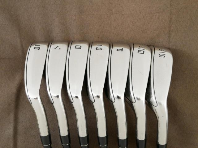 Iron set : Callaway : ชุดเหล็ก Callaway Rogue ST Max Fast (ออกปี 2022 ตีง่ายที่สุด ไกลสุดของ Callaway) มีเหล็ก 6-Pw,Gw,Sw (7 ชิ้น) ก้านกราไฟต์ Fujikura Speeder NX 40 Flex R