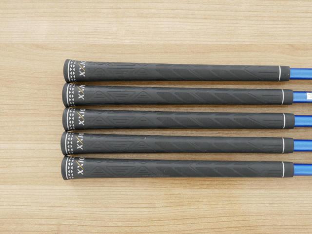 Iron set : XXIO : ชุดเหล็ก XXIO Cross (ออกปี 2019 ตีไกลที่สุดของที่สุดจาก XXIO หน้าเด้งสุดๆ) มีเหล็ก 7-Pw,Aw (5 ชิ้น ตีไกลกว่าปกติ 2 เบอร์) ก้านกราไฟต์ MH1000 Flex R