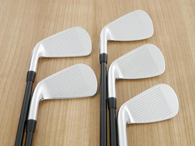 Iron set : Titleist : ชุดเหล็ก Titleist T200 (รุ่นปี 2020) มีเหล็ก 6-Pw (5 ชิ้น) ก้านกราไฟต์ Mitsubishi KUROKAGE 60i Flex R