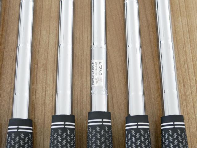 Iron set : Taylormade : ชุดเหล็ก Taylormade P790 (ตัวท้อปสุด ปี 2022 Japan Spec.) มีเหล็ก 5-Pw (6 ชิ้น) ก้านเหล็ก Dynamic Gold 95 S200